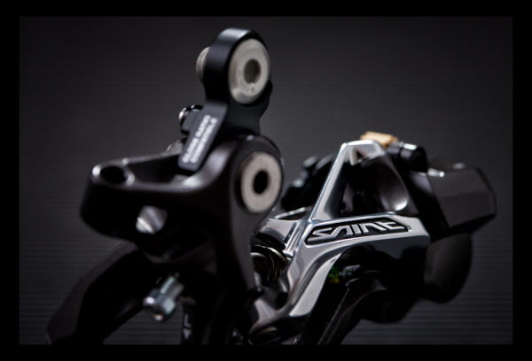 Desviador Trasero Shimano Saint M820 Shadow+ De 10 Velocidades De Jaula Corta 2 Desviador Trasero Shimano Saint M820 Shadow+ De 10 Velocidades De Jaula Corta - Imagen 2