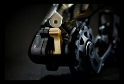 Desviador Trasero Shimano Saint M820 Shadow+ De 10 Velocidades De Jaula Corta 7 Desviador Trasero Shimano Saint M820 Shadow+ De 10 Velocidades De Jaula Corta -Bielas Ventas 50b5cfd4dd749